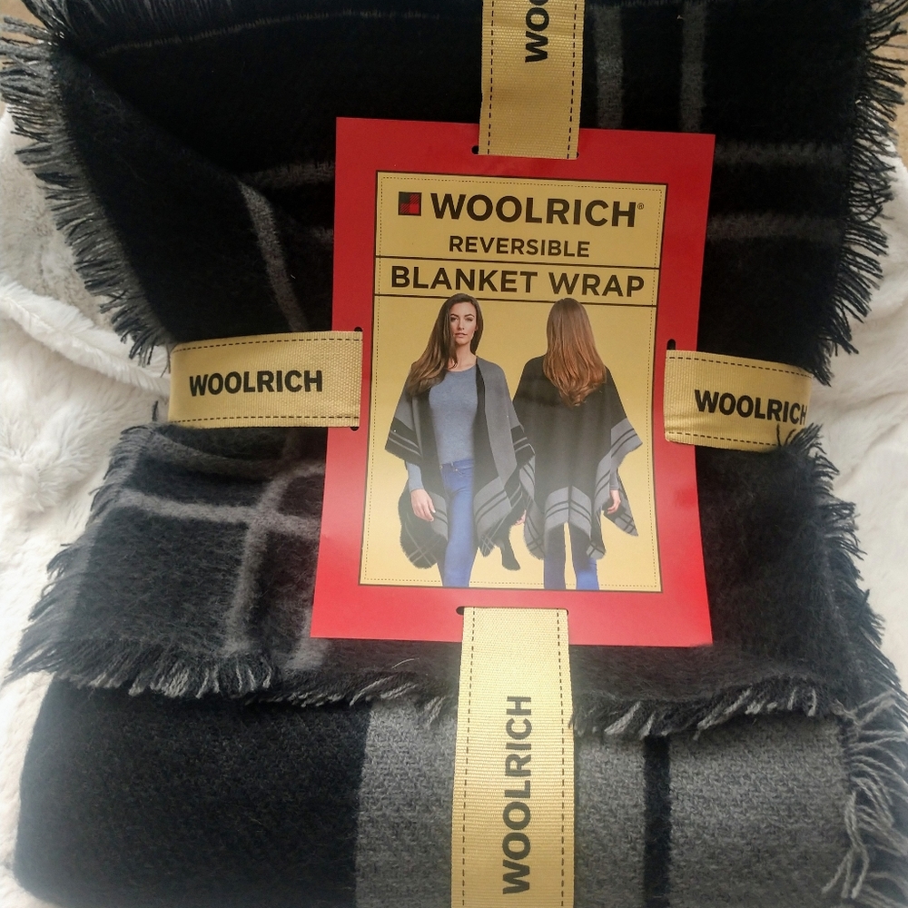 Woolrich One Size Reversible Blanket Wrap Black \